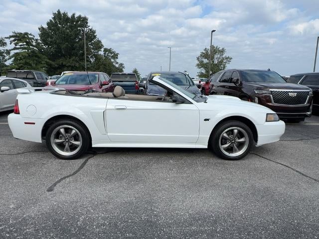 2003 Ford Mustang GT Deluxe