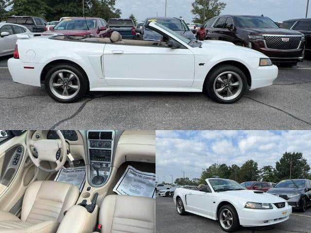 2003 Ford Mustang GT Deluxe