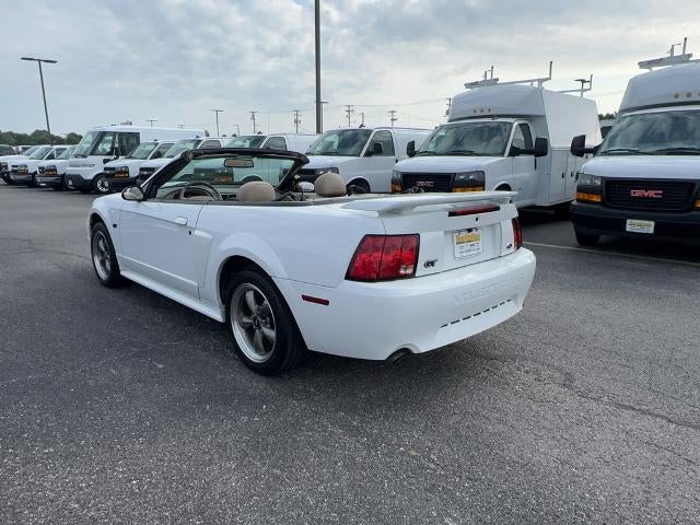 2003 Ford Mustang GT Deluxe