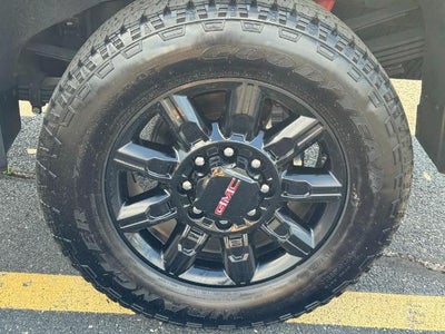 2025 GMC Sierra 2500 HD AT4