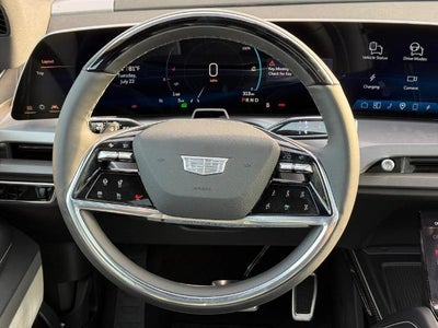 2026 Cadillac VISTIQ Luxury