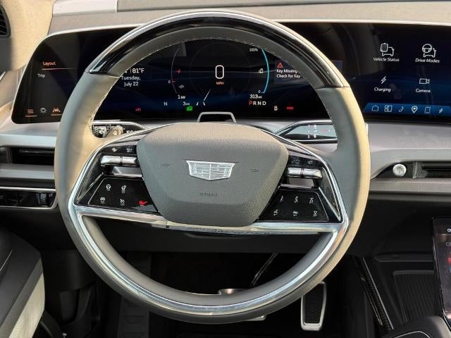 2026 Cadillac VISTIQ Luxury