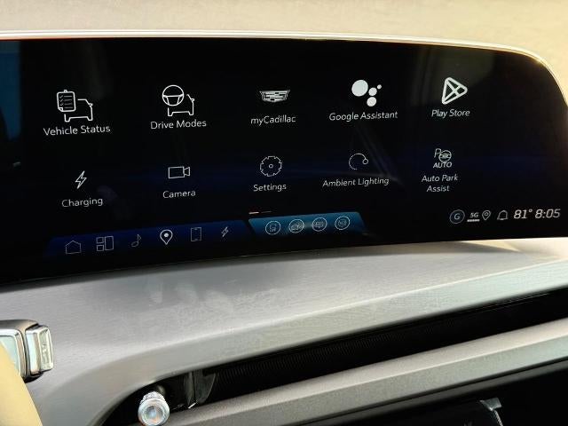 2026 Cadillac VISTIQ Luxury