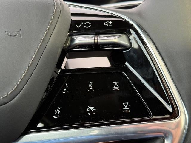 2026 Cadillac VISTIQ Premium Luxury