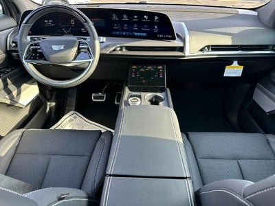 2026 Cadillac VISTIQ Sport