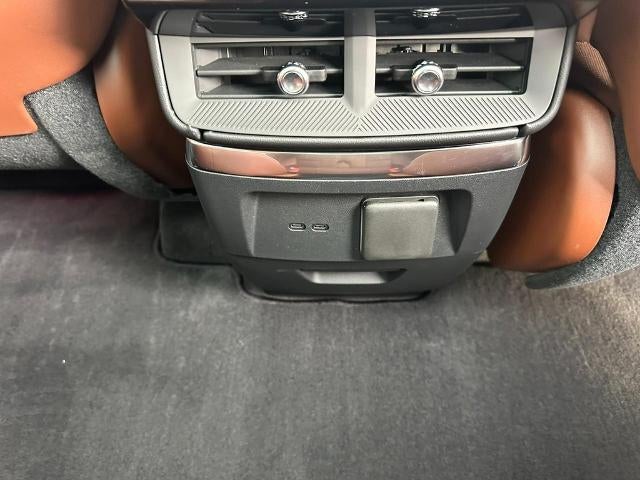 2026 Cadillac VISTIQ Platinum