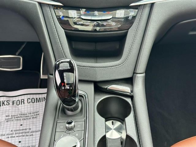 2025 Cadillac XT5 Sport