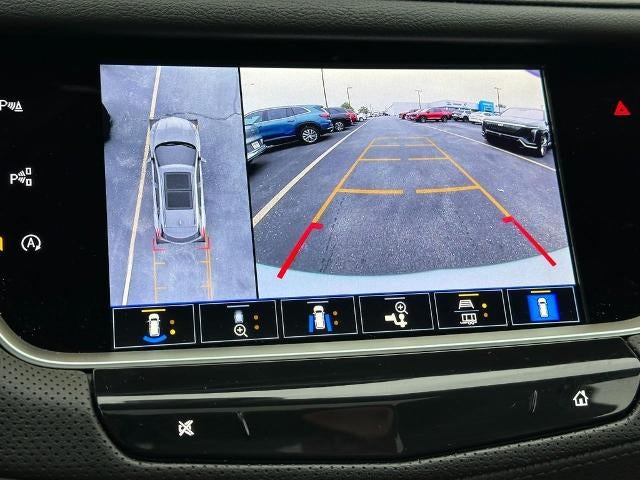 2025 Cadillac XT5 Sport