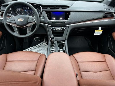 2025 Cadillac XT5 Sport