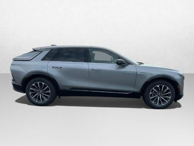 2024 Cadillac LYRIQ Sport 2