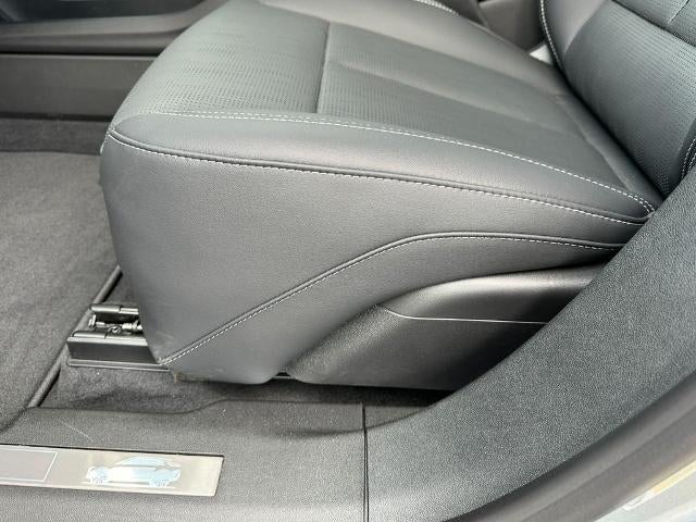 2024 Cadillac LYRIQ Sport 2