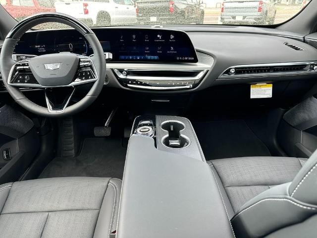 2024 Cadillac LYRIQ Sport 2