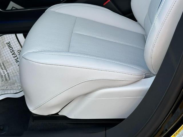 2025 Cadillac LYRIQ Sport 2