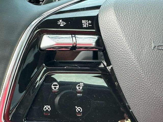 2025 Cadillac LYRIQ Sport 2