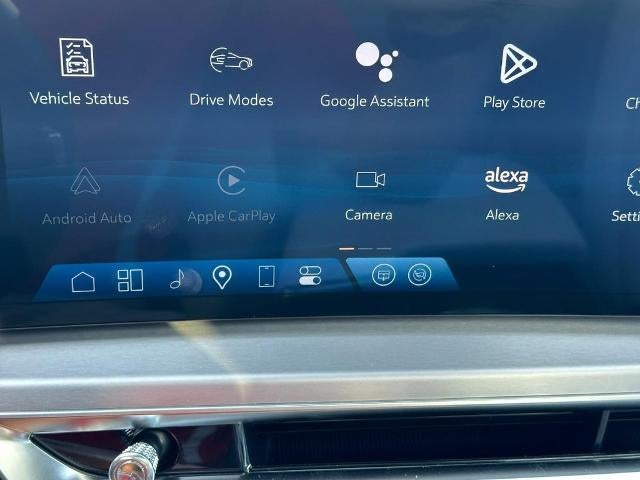 2025 Cadillac LYRIQ Sport 2