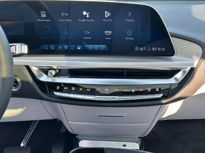 2025 Cadillac LYRIQ Sport 2