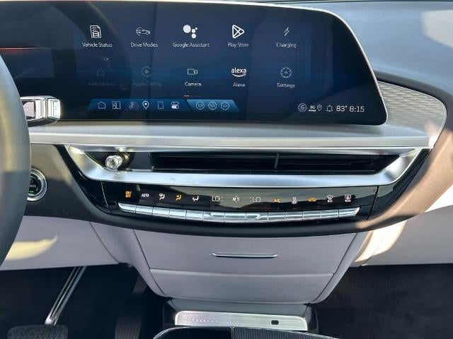 2025 Cadillac LYRIQ Sport 2