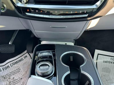 2025 Cadillac LYRIQ Sport 2