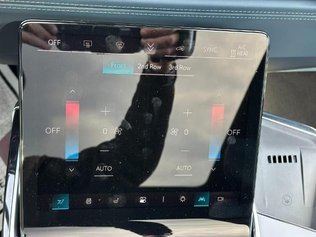 2025 Cadillac ESCALADE IQ Luxury 2