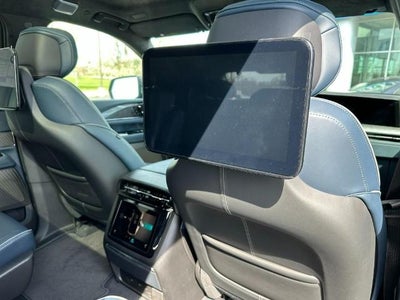 2025 Cadillac ESCALADE IQ Luxury 2