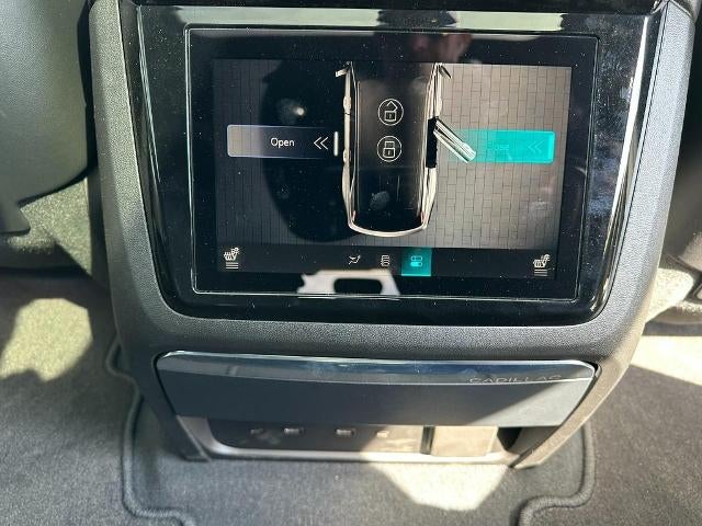 2025 Cadillac ESCALADE IQ Luxury 2