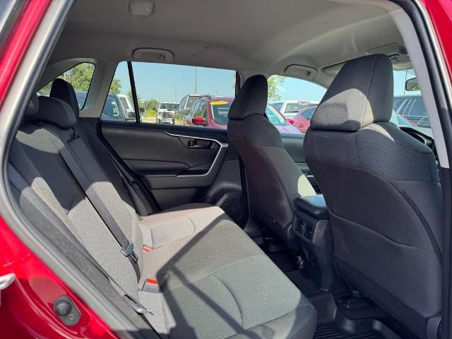 2022 Toyota RAV4 Hybrid LE