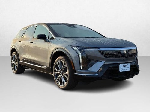 2025 Cadillac OPTIQ Luxury 2