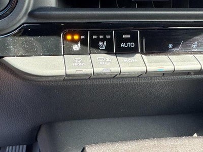2025 Toyota Crown Signia XLE